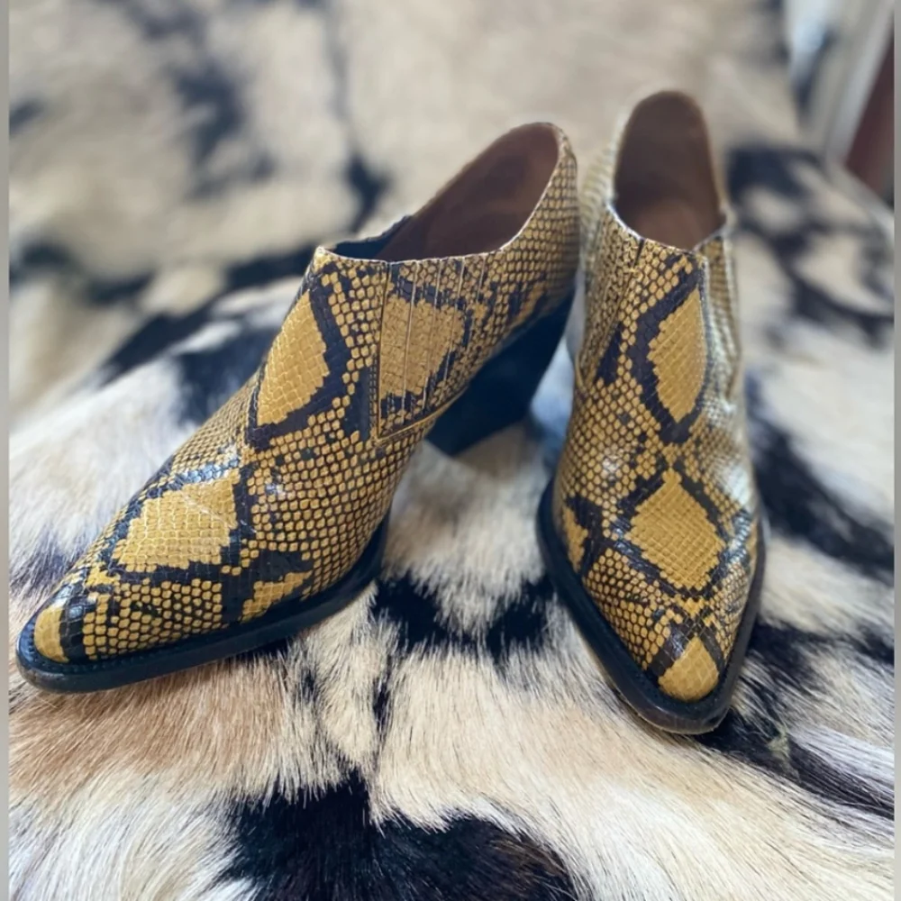 Chloe Rylee Python Print Boots - Picture 5 of 5